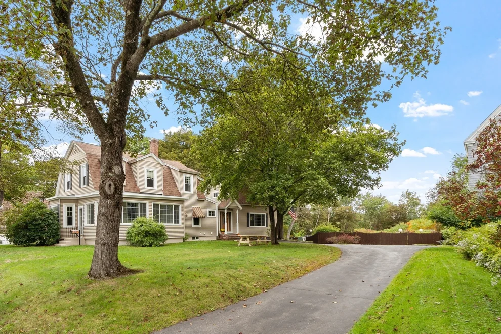 Unit for sale at 525 North St, Fitchburg, MA 01420