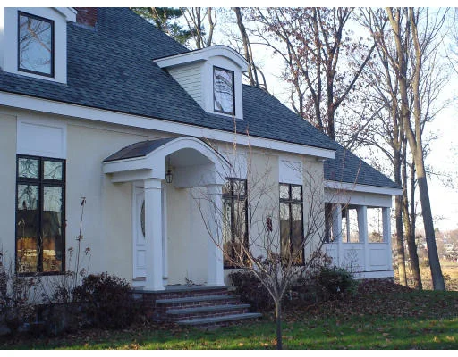 Unit for sale at 20 Lowland Farm Rd, Essex, MA 01929