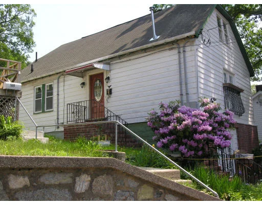 Unit for sale at 555 Fulton St, Medford, MA 02155