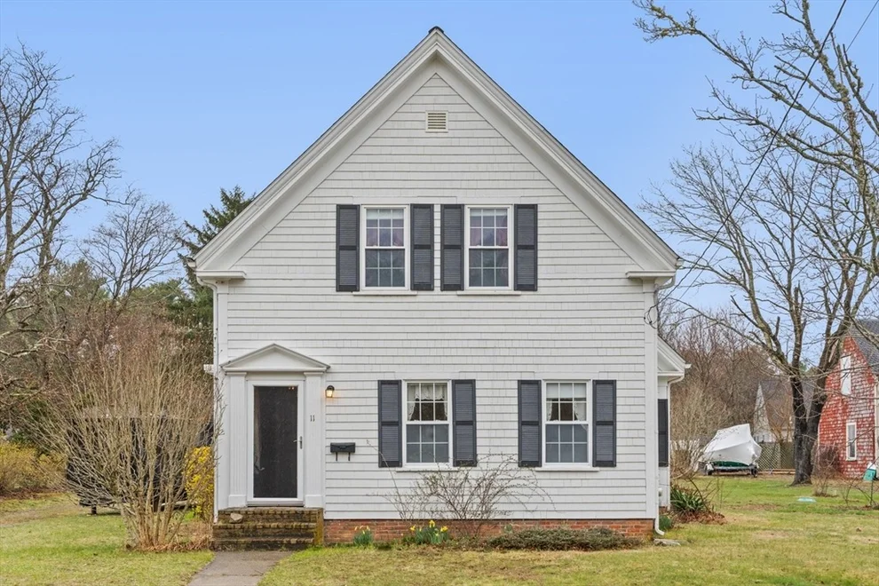 Unit for sale at 11 Maple Ave, Kingston, MA 02364