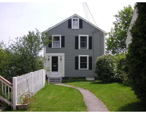 Unit for sale at 42 R Prospect Street, Marblehead, MA 01945