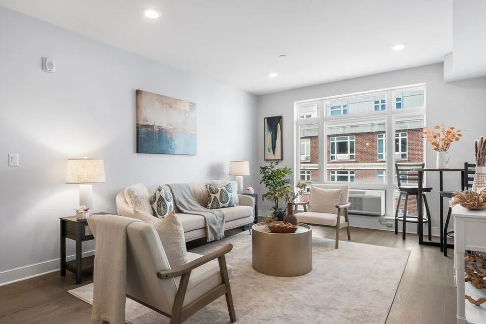Unit for sale at 2 Cliveden St, Quincy, MA 02169