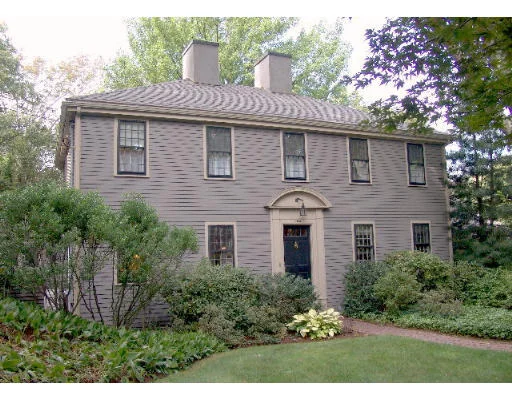Unit for sale at 3 Queen Anne Lane, Hingham, MA 02043