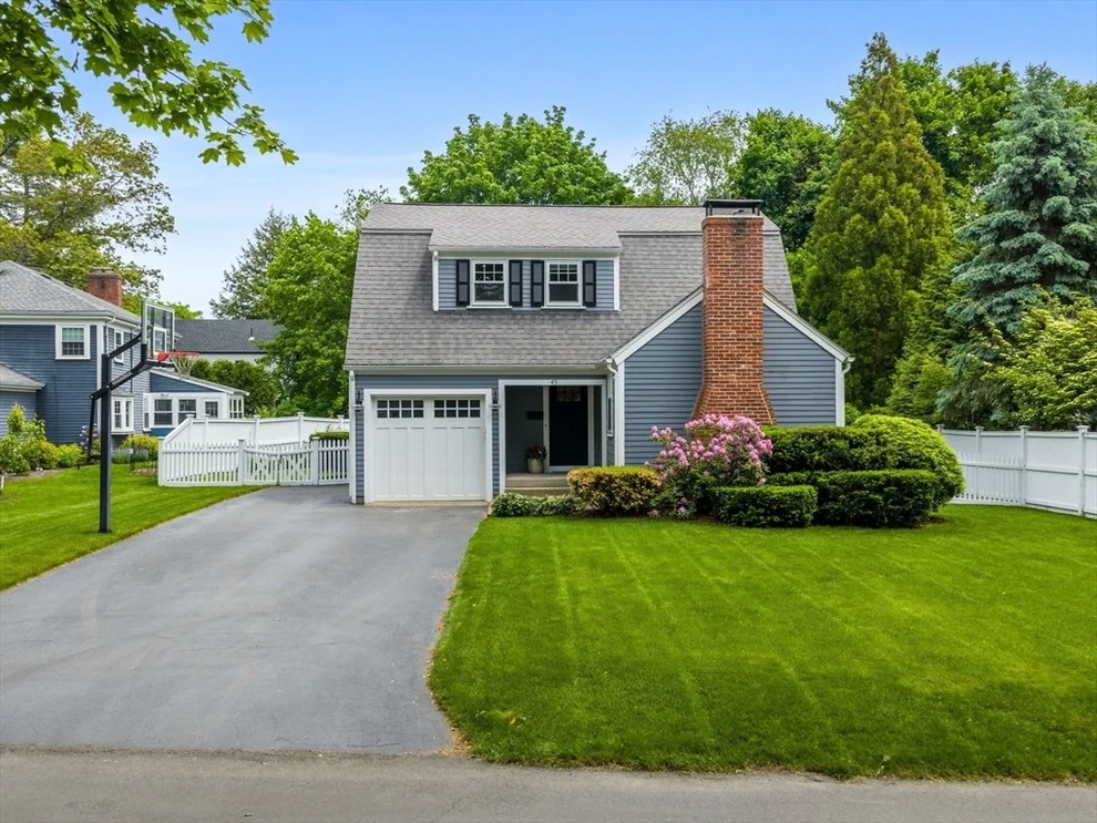 Unit for sale at 45 Shirley Rd, Wellesley, MA 02482