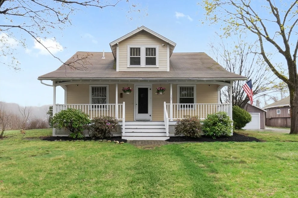 Unit for sale at 102 King St, Groveland, MA 01834