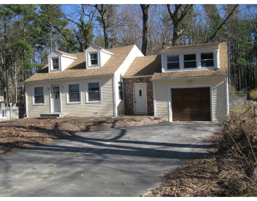 Unit for sale at 20 S Shore Rd, Westminster, MA 01473
