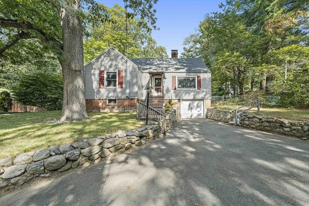 Unit for sale at 8 Elginwood Road, Peabody, MA 01960