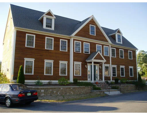 Unit for sale at 6 Olde Ipswich Way, Ipswich, MA 01938