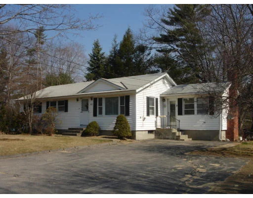 Unit for sale at 865 Pleasant St, Leicester, MA 01542