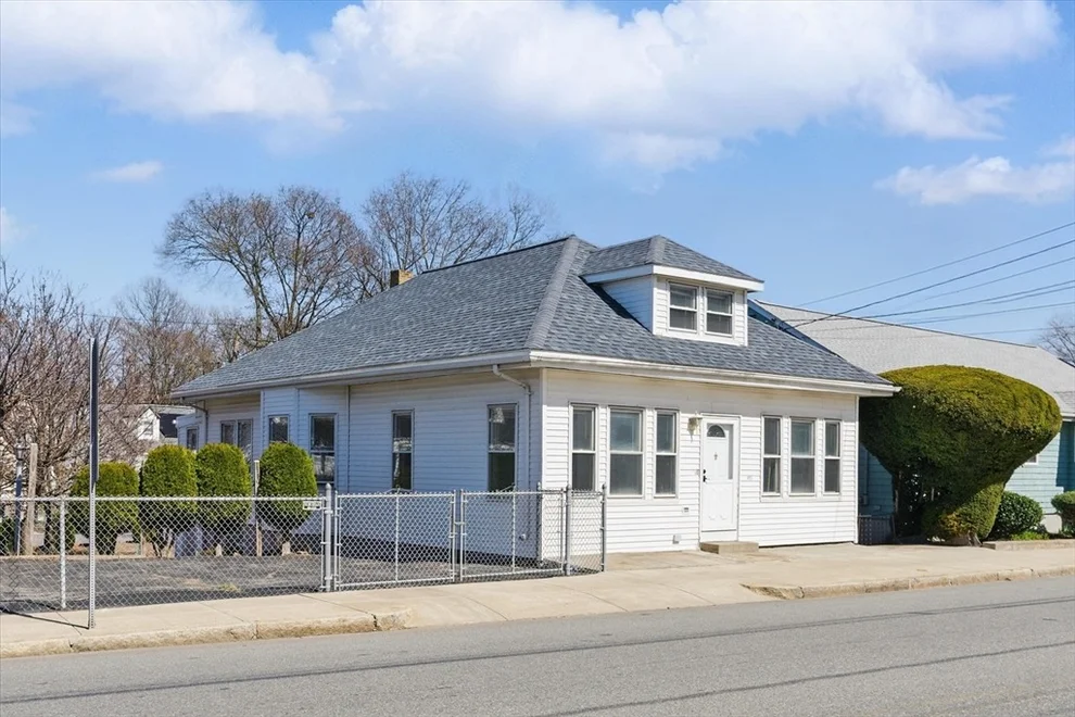 Unit for sale at 621 Washington Ave, Chelsea, MA 02150