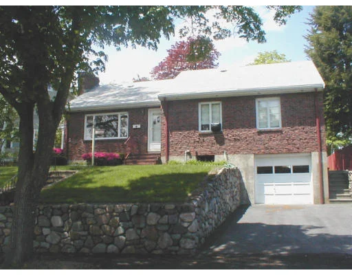 Unit for sale at 16 Janet Rd, Quincy, MA 02170