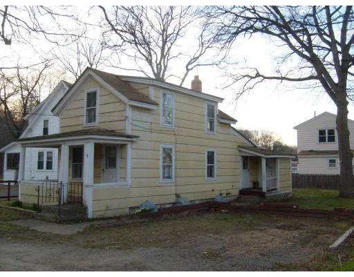 Unit for sale at 7 East Lake Street, Worcester, MA 01604