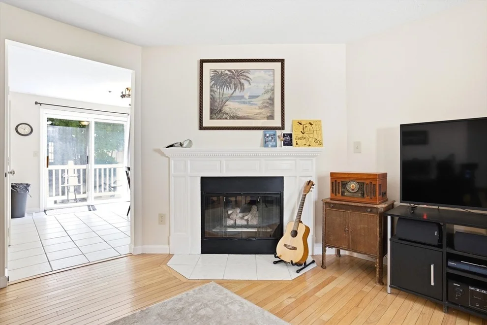 Unit for sale at 35 Beech Hill Ave, Manchester, NH 03103