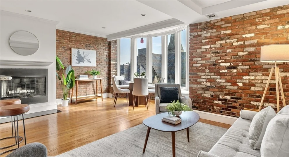 Unit for sale at 197 W Newton St, Boston, MA 02116