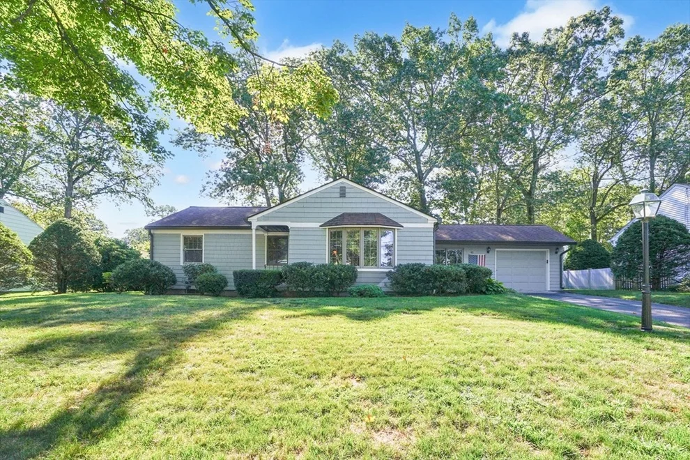 Unit for sale at 45 Autumn Rd, West Springfield, MA 01089