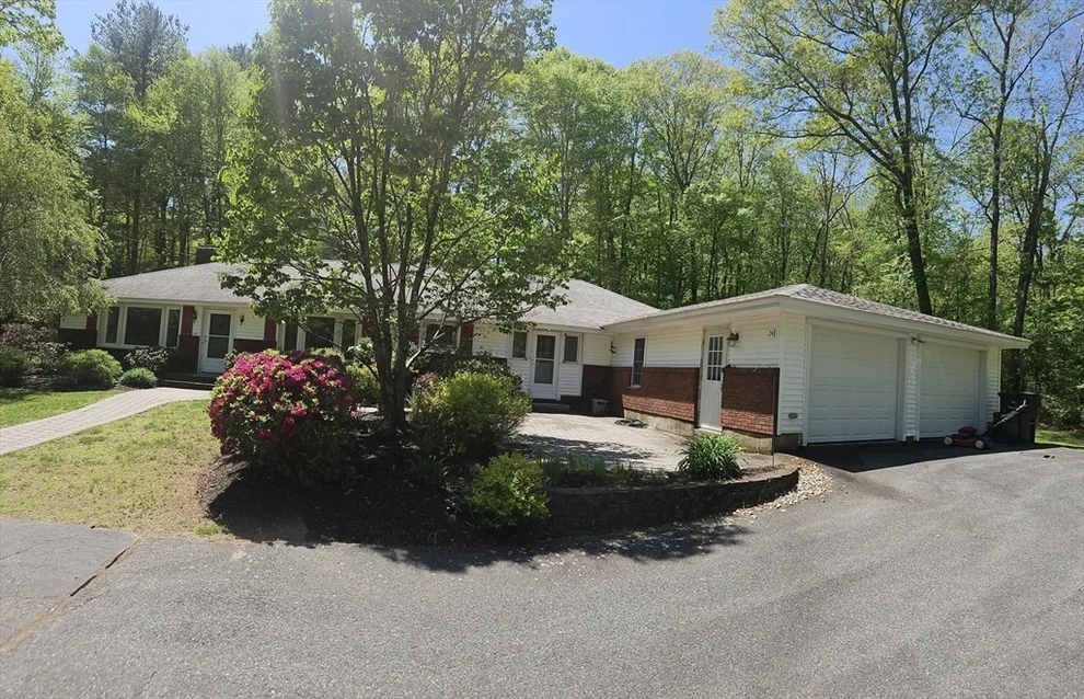 Unit for sale at 24 Potter Hill Rd, Grafton, MA 01519