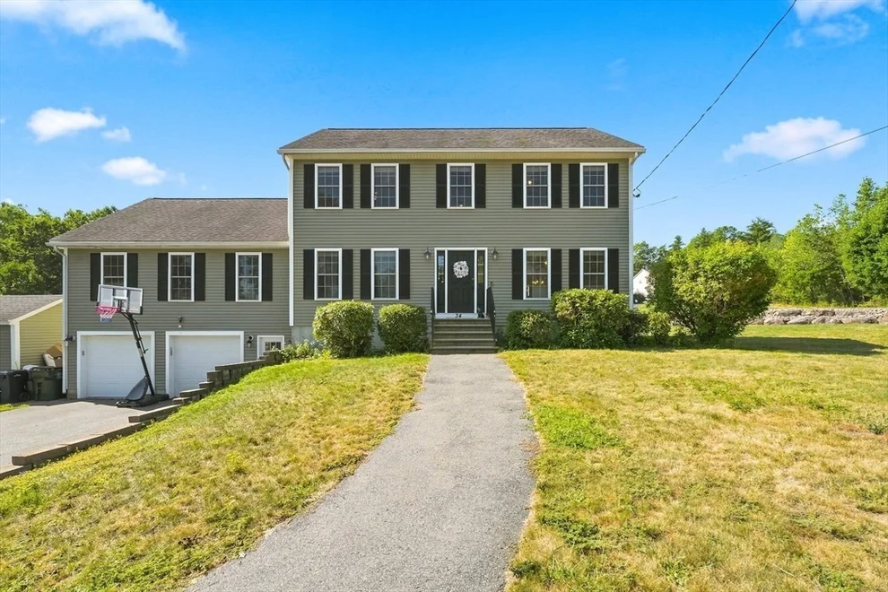 Unit for sale at 341 Primrose Hill, Dracut, MA 01826