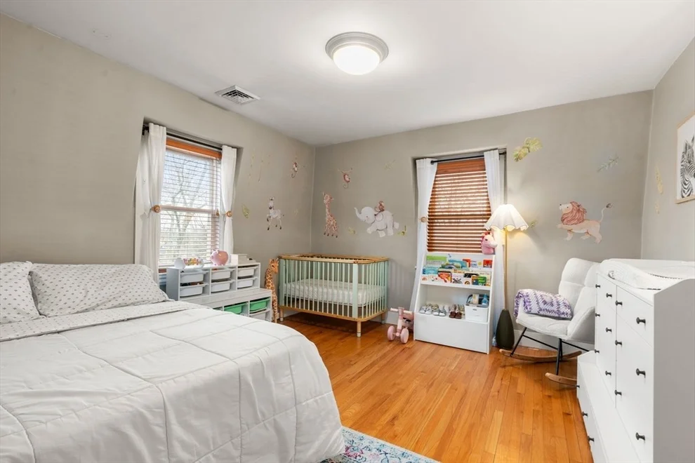 Unit for sale at 28 Franklin St, Watertown, MA 02472