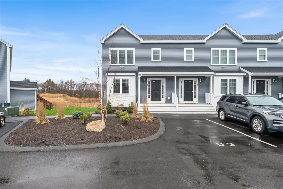 Unit for sale at 1005 Auburn St, Whitman, MA 02382
