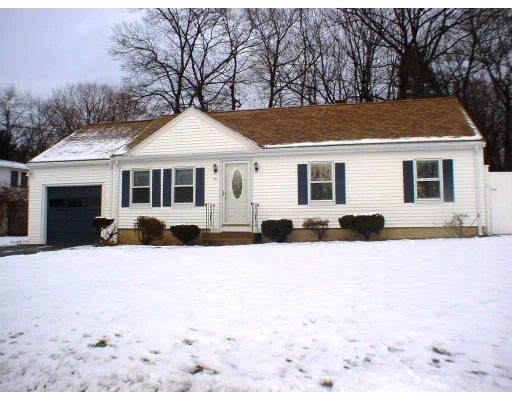 Unit for sale at 45. Oakdale Rd, Canton, MA 02021