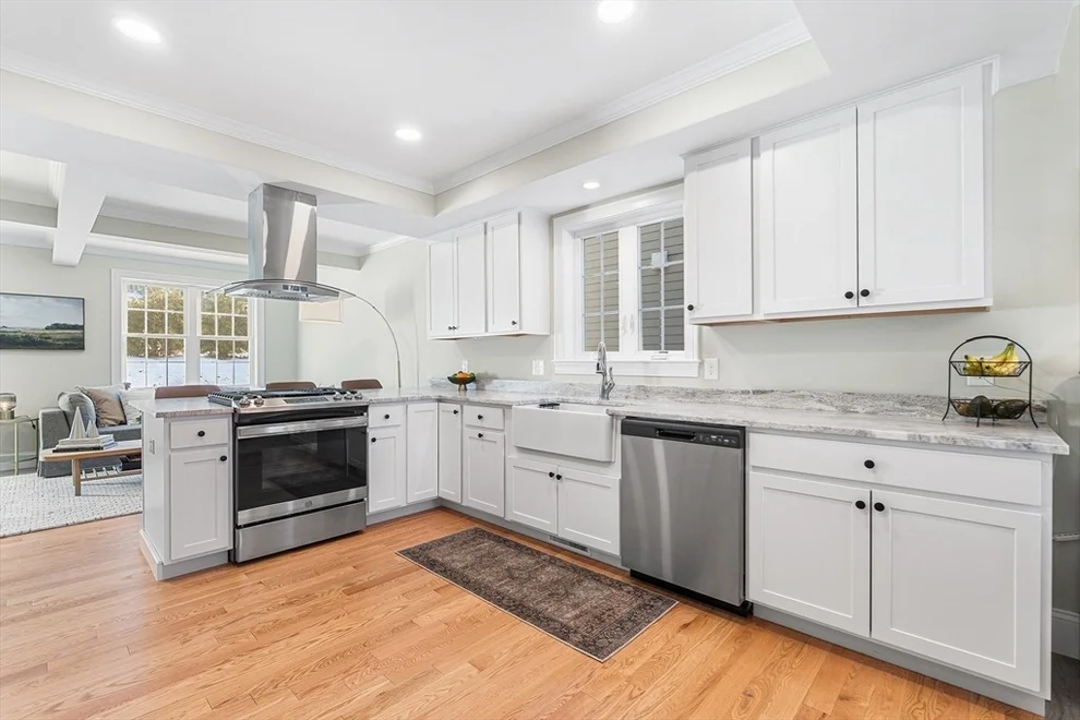 Unit for sale at 7 Hill St, Norfolk, MA 02056