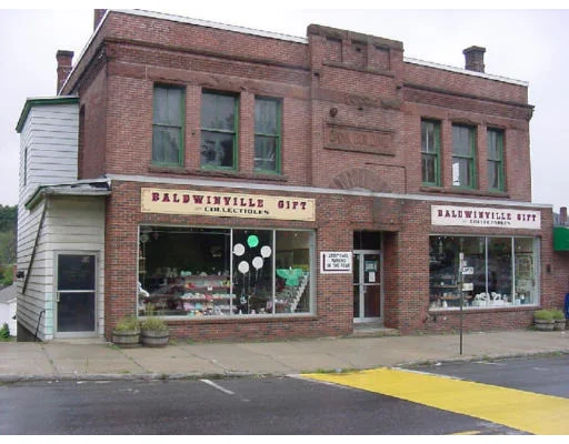 Unit for sale at 7 Central St., Templeton, MA 01436