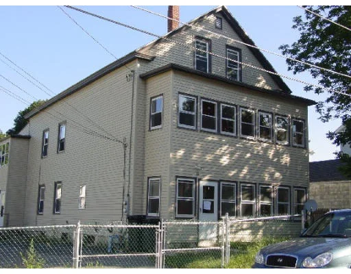 Unit for sale at 6 Oak Street, Webster, MA 01570