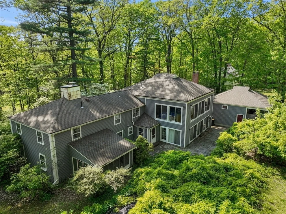 Unit for sale at 641 Grove St, Framingham, MA 01701