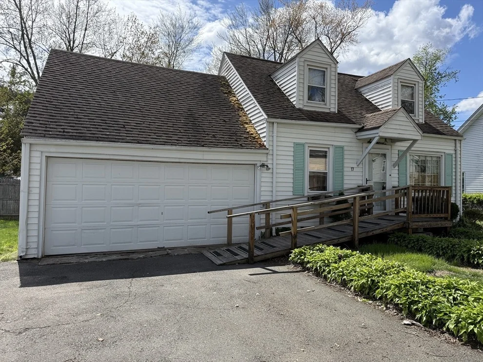 Unit for sale at 17 Royal St, Agawam, MA 01030