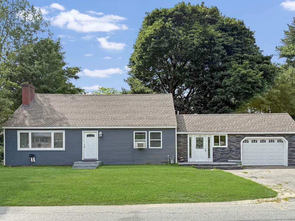 Unit for sale at 188 Oak St, Methuen, MA 01844