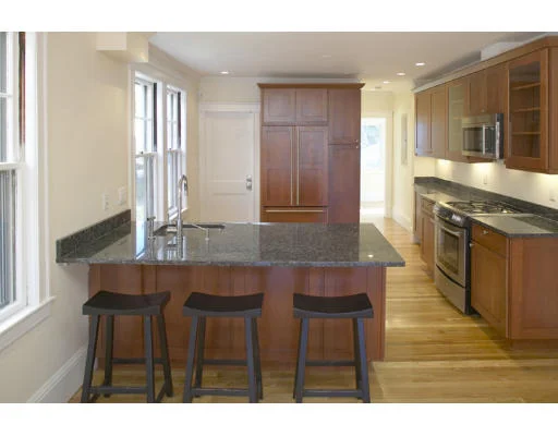 Unit for sale at 4 Cambridge Terrace, Cambridge, MA 02140