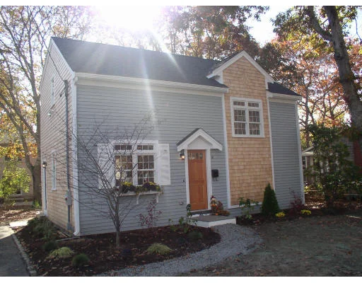 Unit for sale at 61 Oak St, Falmouth, MA 02536