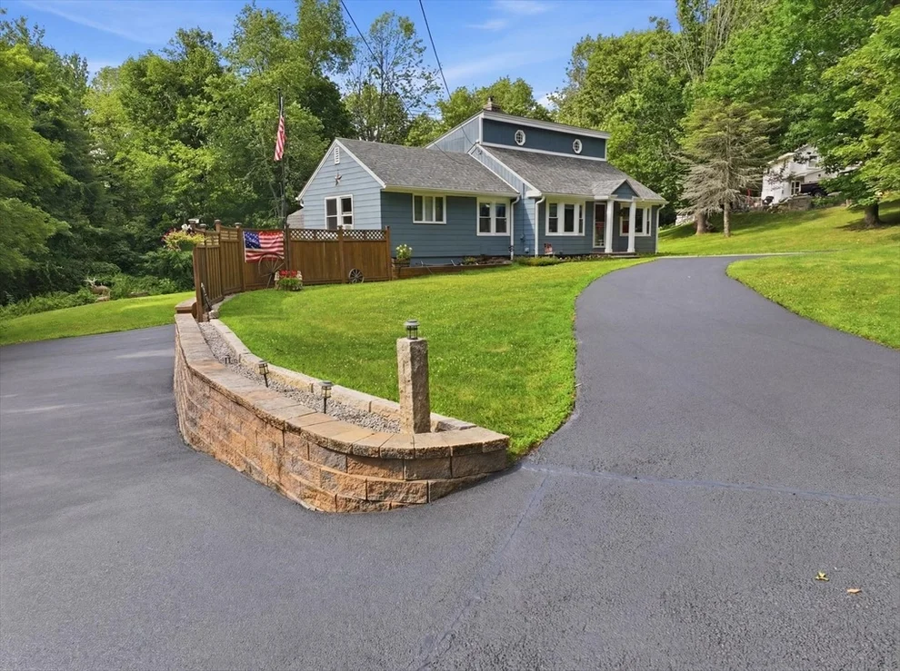 Unit for sale at 39 Stafford St, Charlton, MA 01507