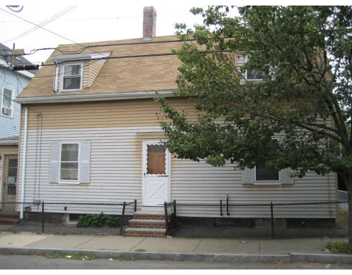 Unit for sale at 16 Harris St, Peabody, MA 01960