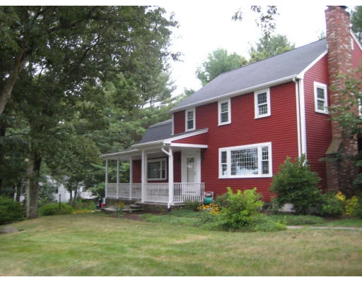 Unit for sale at 2 Willis Ln, Lynnfield, MA 01940