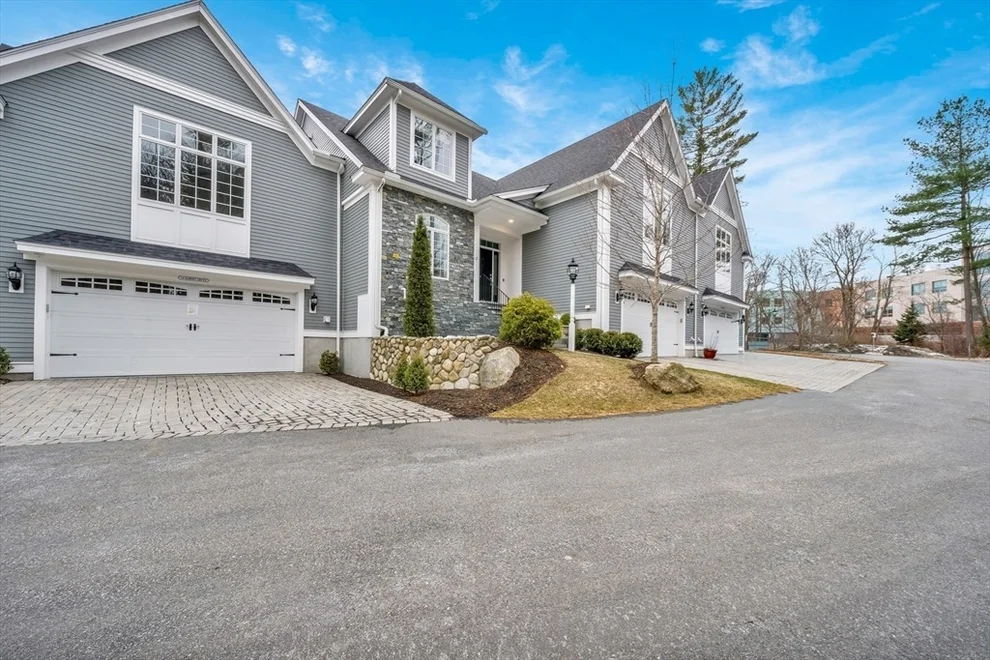 Unit for sale at 12 Robert Dr, Andover, MA 01810