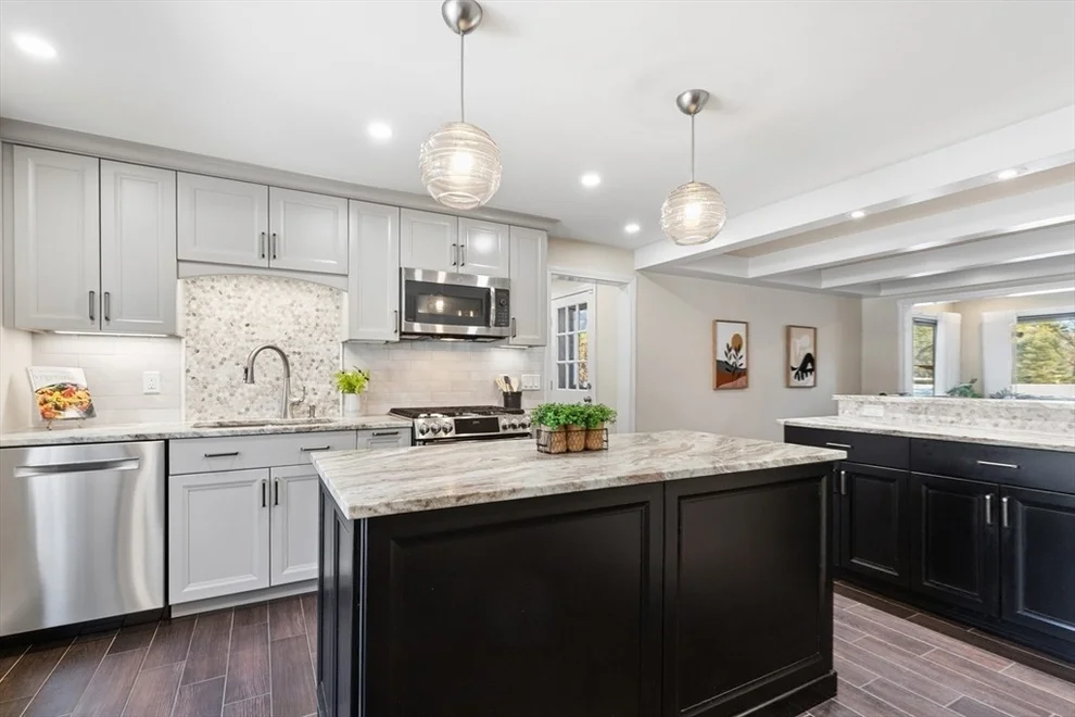Unit for sale at 14 Niblick Way, North Reading, MA 01864