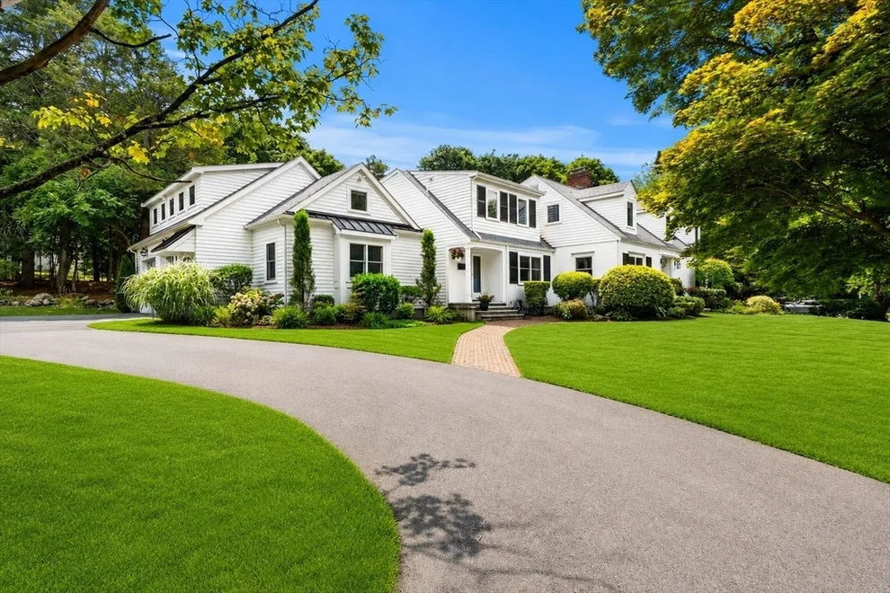Unit for sale at 23 Pleasant Valley Rd, Westwood, MA 02090