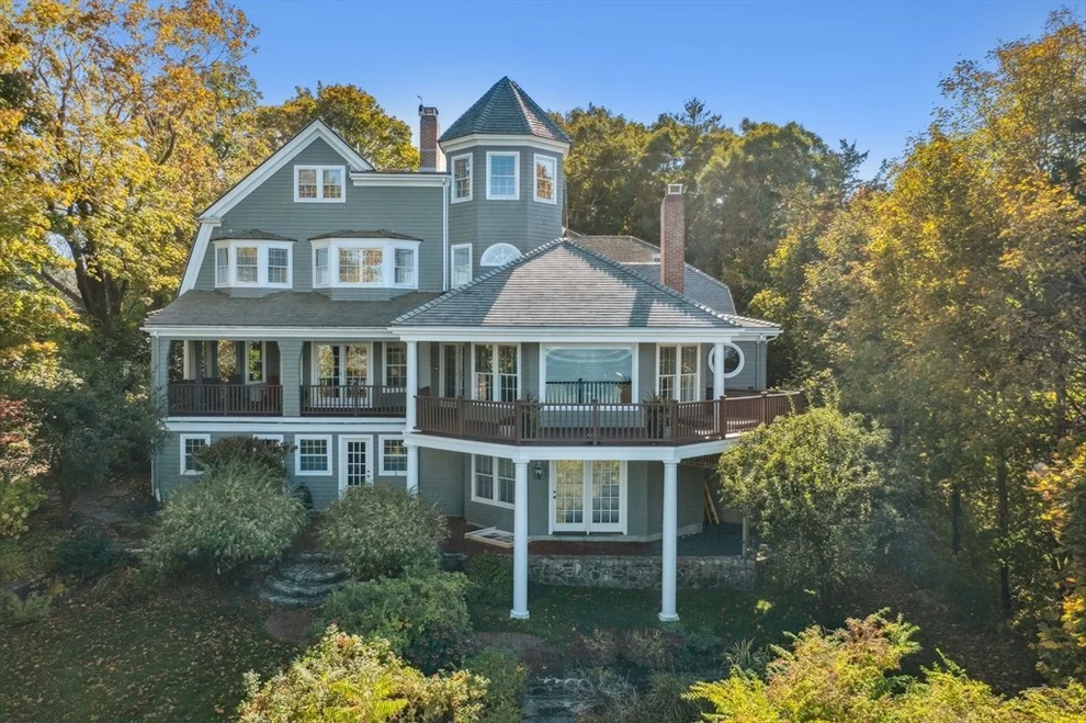 Unit for sale at 236 Powder Point Ave, Duxbury, MA 02332