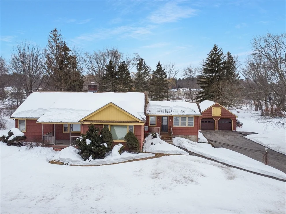 Unit for sale at 252 Pelham, Methuen, MA 01844