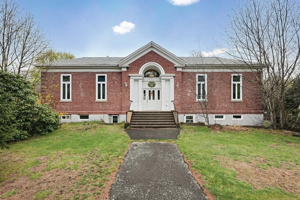 Unit for sale at 882 Park Street, Stoughton, MA 02072