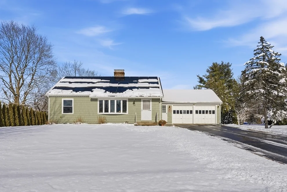 Unit for sale at 750 Amostown Road, West Springfield, MA 01089