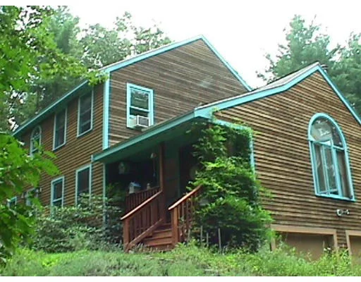 Unit for sale at 72 Elm St, Georgetown, MA 01833