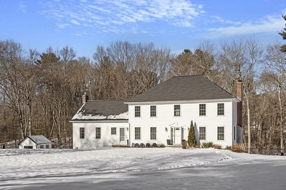 Unit for sale at 10 Seten Circle, Andover, MA 01810