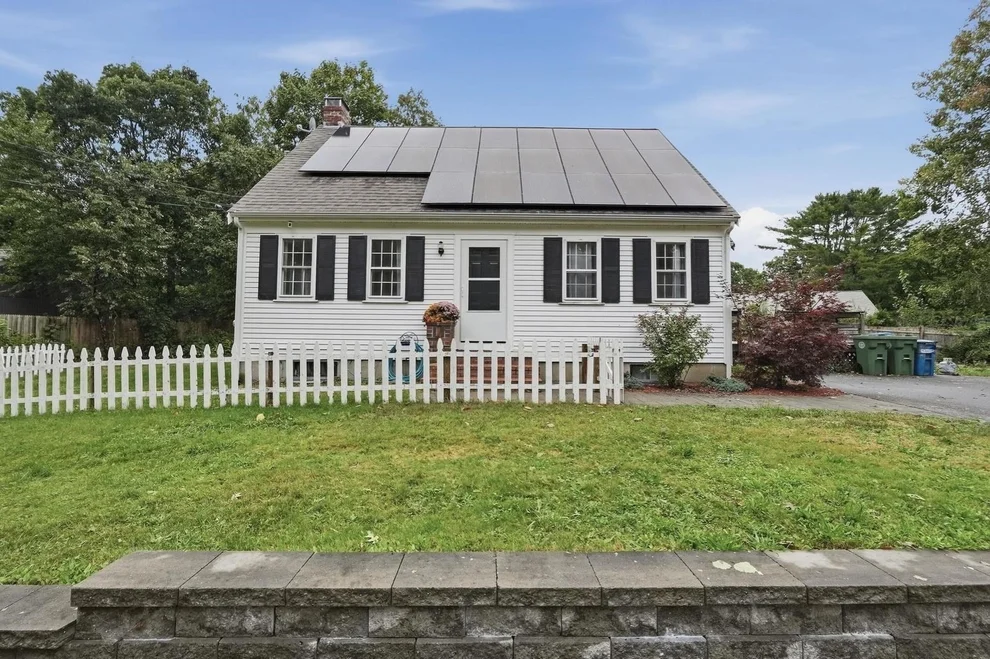 Unit for sale at 19 Louise Ln, Falmouth, MA 02540