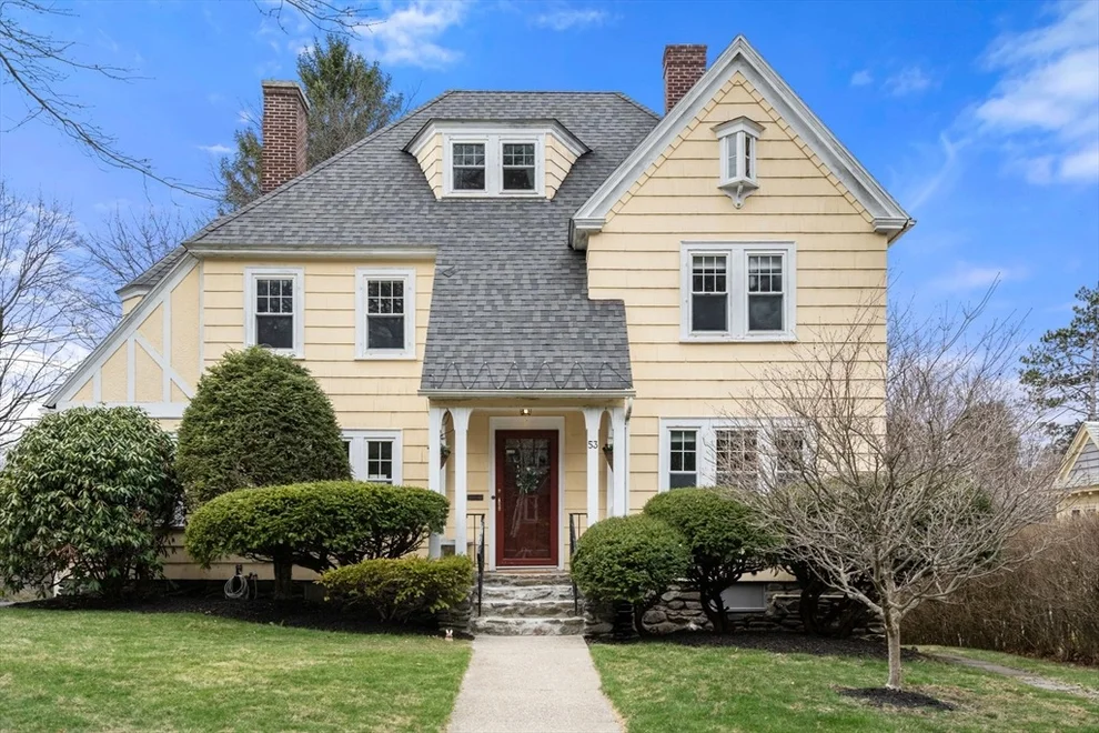 Unit for sale at 53 Beechmont St, Worcester, MA 01609