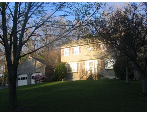Unit for sale at 17 Lovett Lane, Chelmsford, MA 01863