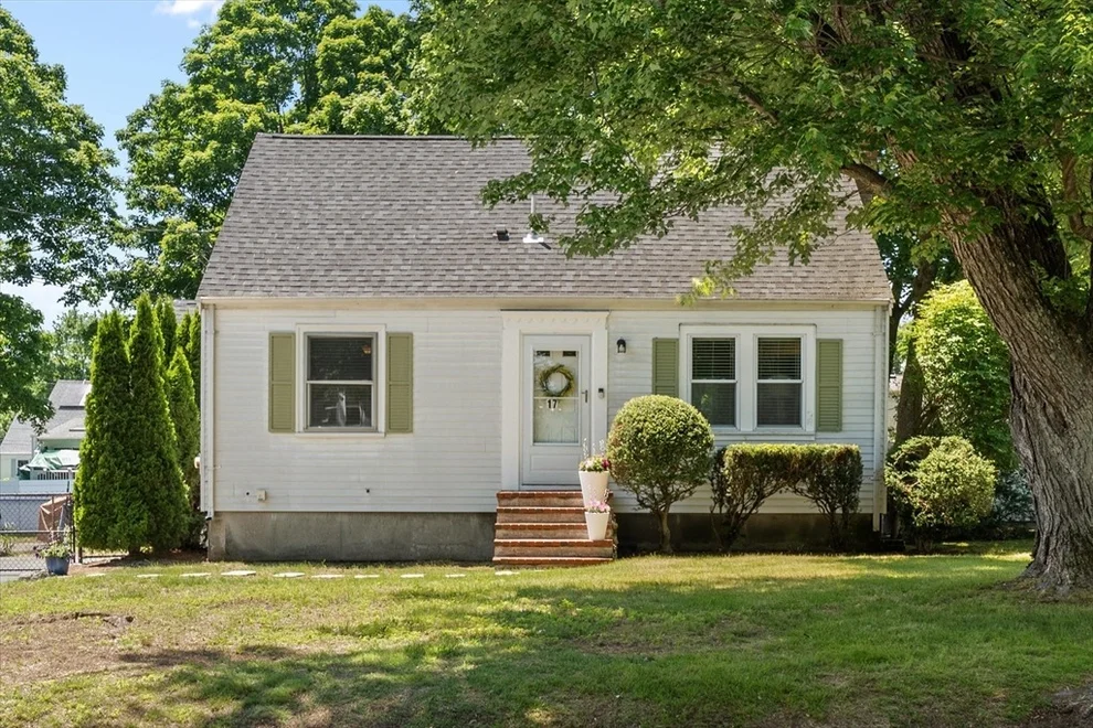 Unit for sale at 17 Bare Hill Rd, Framingham, MA 01702