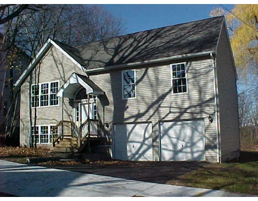 Unit for sale at 16 Butler St, Worcester, MA 01607