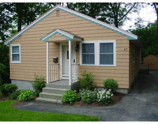 Unit for sale at 47 Seminole Dr, Worcester, MA 01603